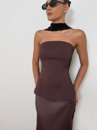 Brown corset and skirt
