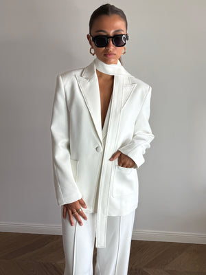 White Pinchy Bloom Suit