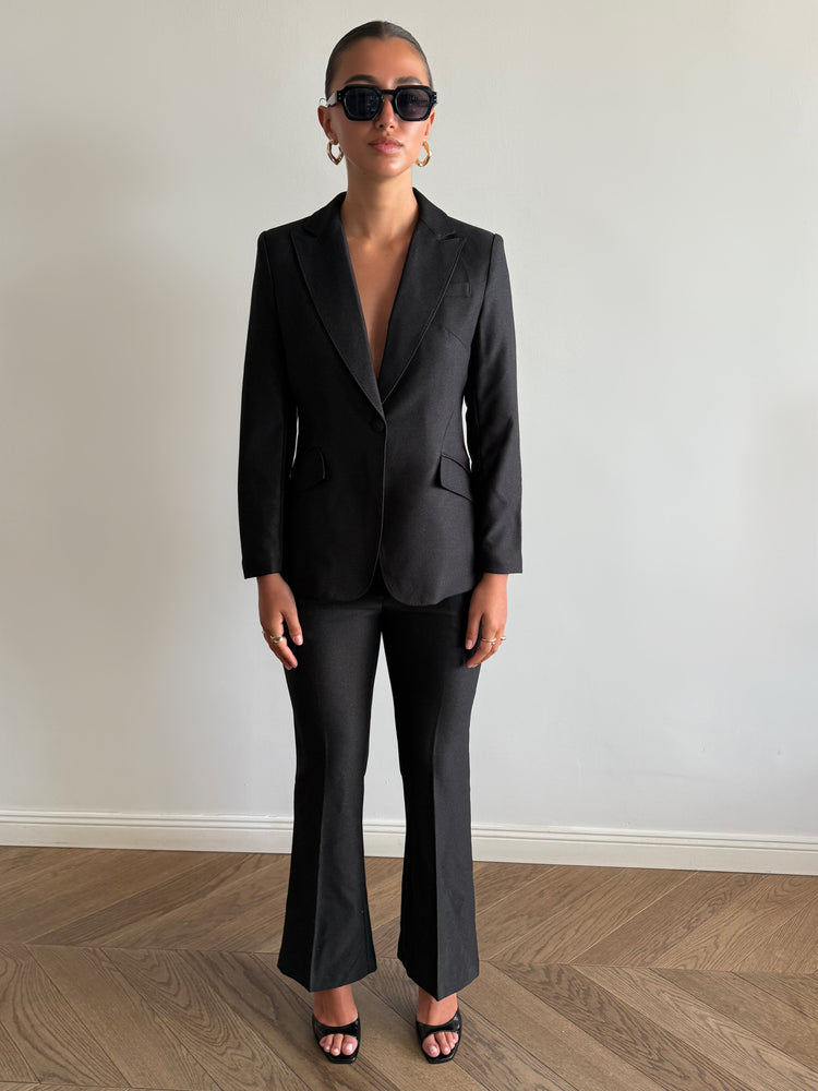 Black moss suit