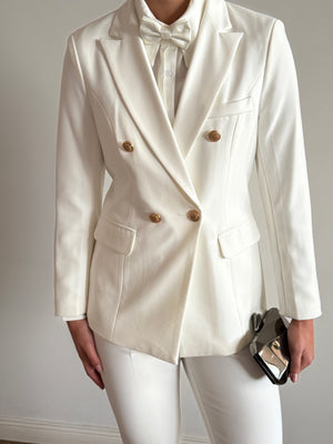 White Venus suit