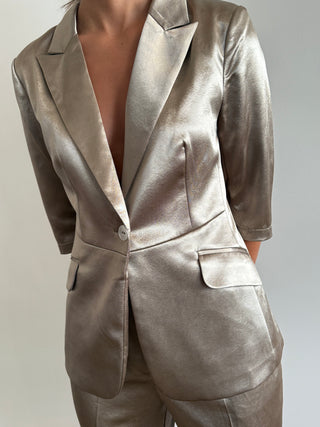 Champagne Don Suit