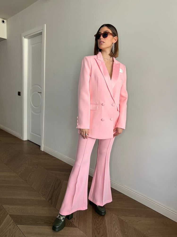 Pink D suit