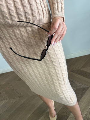 Knit skirt suit