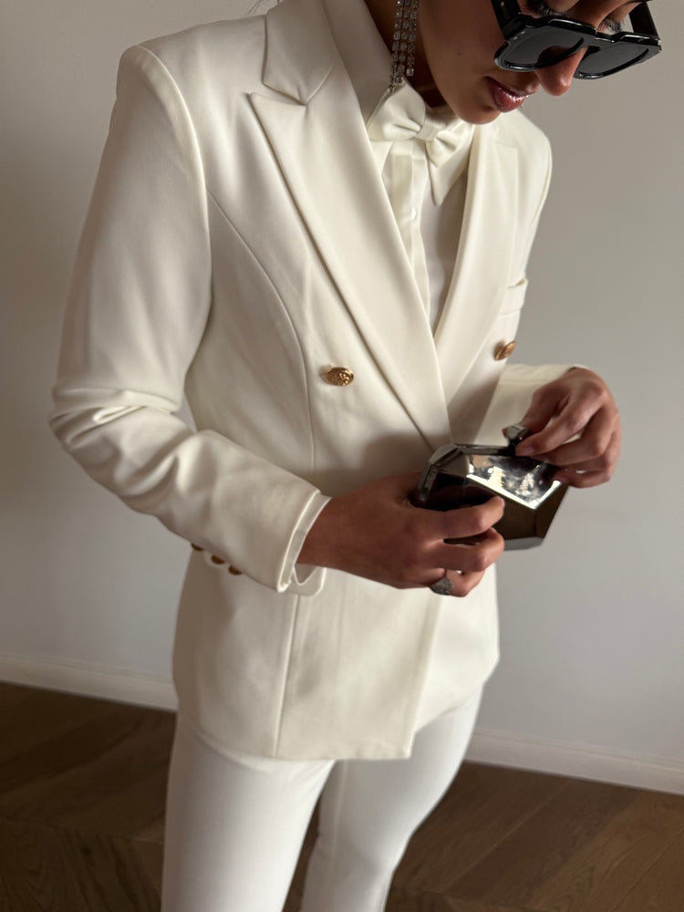 White Venus suit
