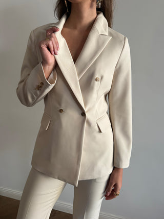 Julian Suit