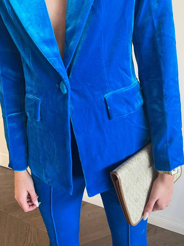 Blue sienna suit